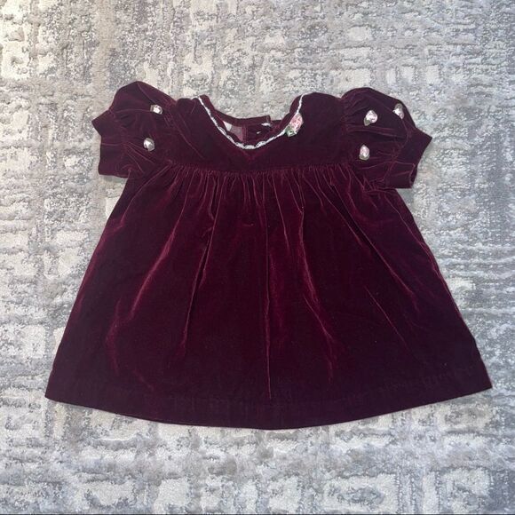🏷️ 5 for $25 - VINTAGE Oshkosh Velour Baby Dress - Picture 2 of 9